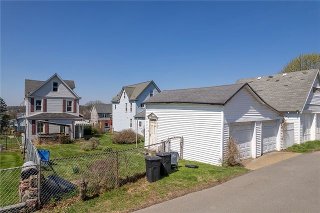 633 3rd St, Verona, PA 15147