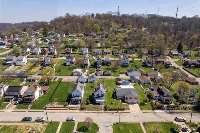 633 3rd St, Verona, PA 15147