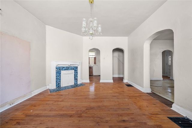 633 3rd St, Verona, PA 15147