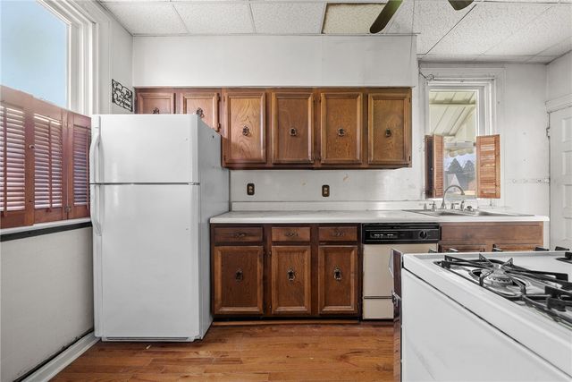 633 3rd St, Verona, PA 15147