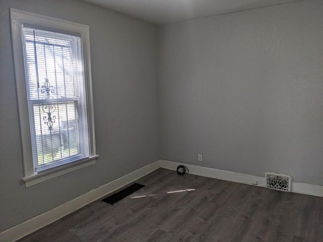623 Ring STREET, Milwaukee, WI 53212