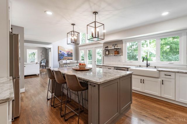 1277 Bear Run Way, Hamilton Twp, OH 45039
