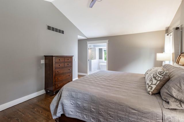1277 Bear Run Way, Hamilton Twp, OH 45039