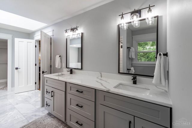 1277 Bear Run Way, Hamilton Twp, OH 45039