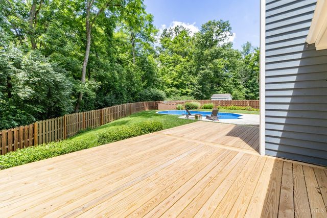 1277 Bear Run Way, Hamilton Twp, OH 45039