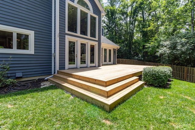1277 Bear Run Way, Hamilton Twp, OH 45039