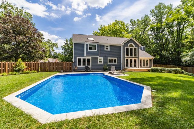 1277 Bear Run Way, Hamilton Twp, OH 45039