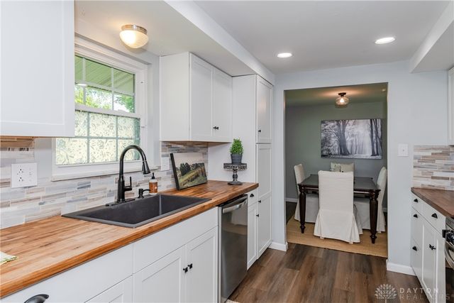 7148 Troy Pike, Huber Heights, OH 45424