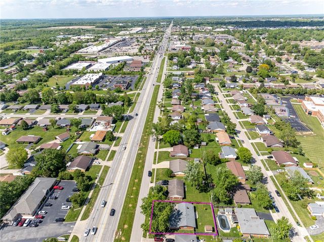 7148 Troy Pike, Huber Heights, OH 45424