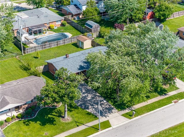 7148 Troy Pike, Huber Heights, OH 45424