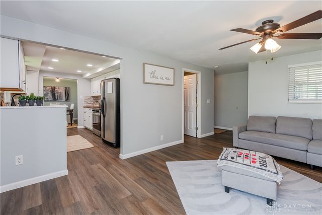 7148 Troy Pike, Huber Heights, OH 45424