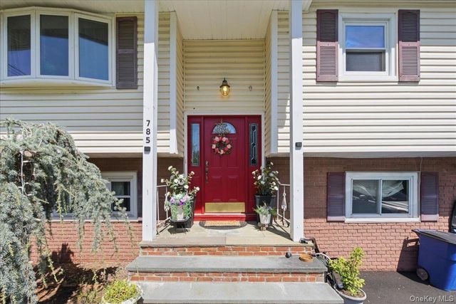 785 Sequoia Drive, Valley Cottage, NY 10989
