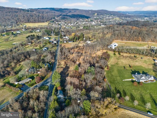 2804 ROUTE #212, Coopersburg, PA 18036