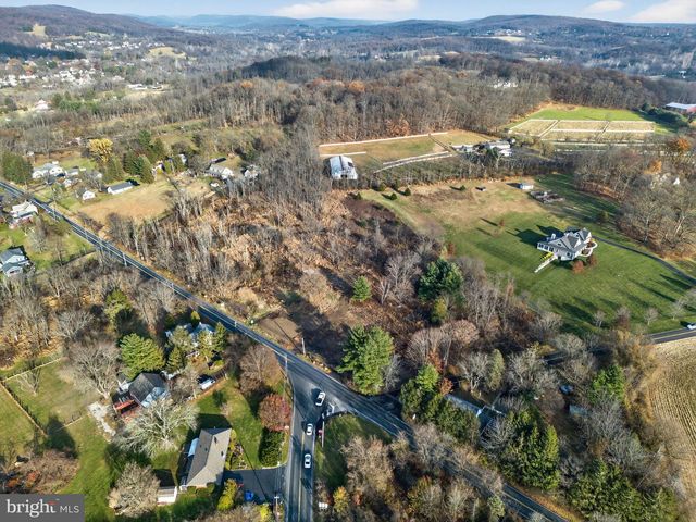 2804 ROUTE #212, Coopersburg, PA 18036