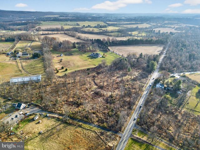 2804 ROUTE #212, Coopersburg, PA 18036