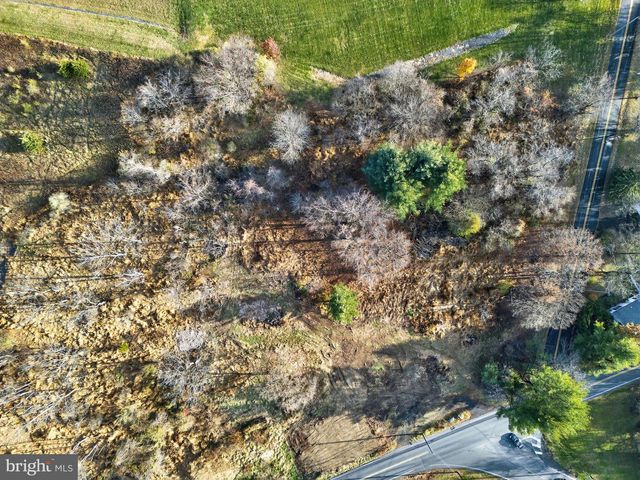 2804 ROUTE #212, Coopersburg, PA 18036