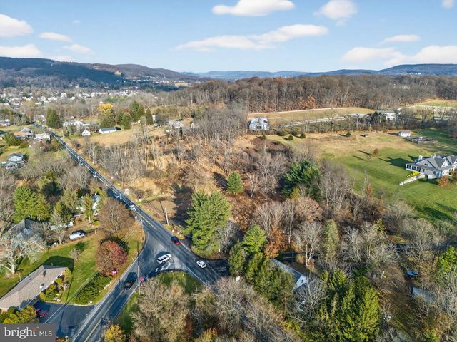 2804 ROUTE #212, Coopersburg, PA 18036