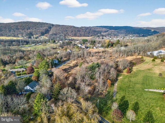 2804 ROUTE #212, Coopersburg, PA 18036