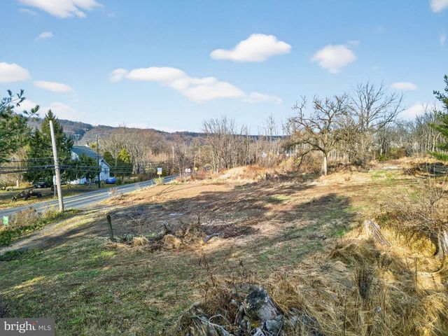 2804 ROUTE #212, Coopersburg, PA 18036