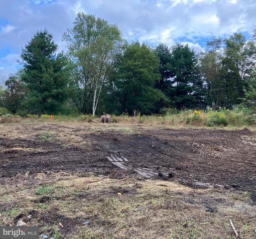 2804 ROUTE #212, Coopersburg, PA 18036