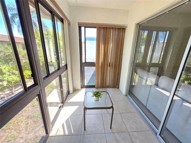 2750 E BAY DRIVE 10E, Largo, FL 33771