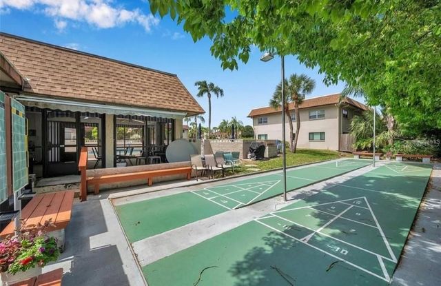 2750 E BAY DRIVE 10E, Largo, FL 33771