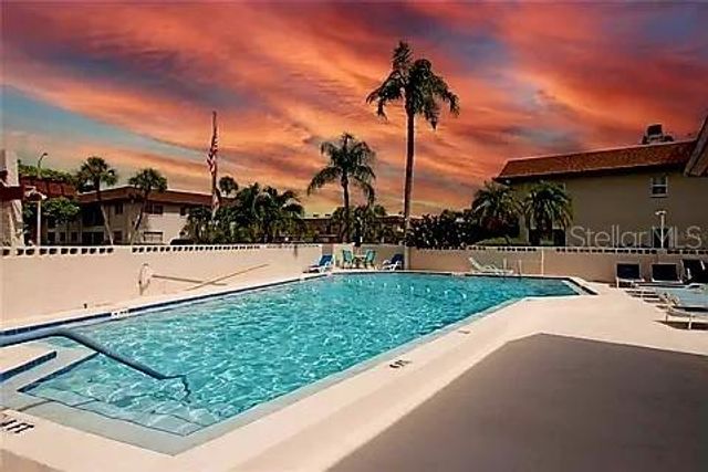 2750 E BAY DRIVE 10E, Largo, FL 33771