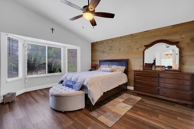 1404 Tradewind Dr, Yuba City, CA 95991