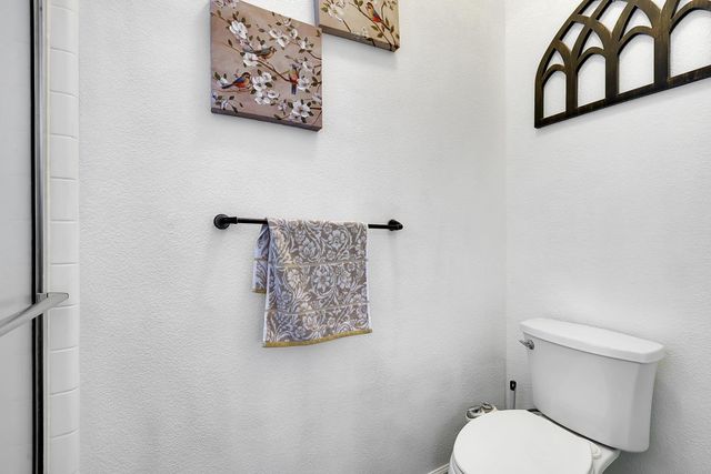 1404 Tradewind Dr, Yuba City, CA 95991
