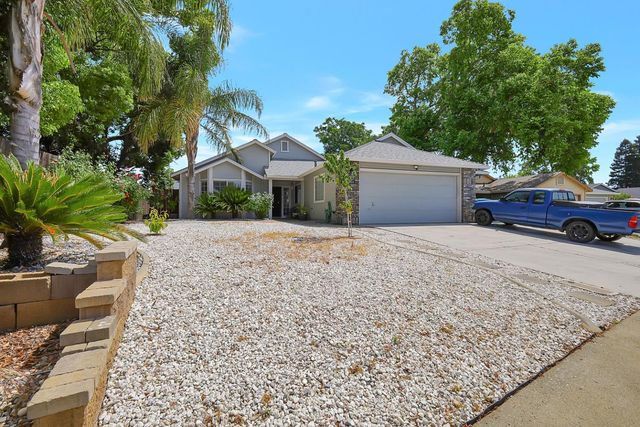 1404 Tradewind Dr, Yuba City, CA 95991