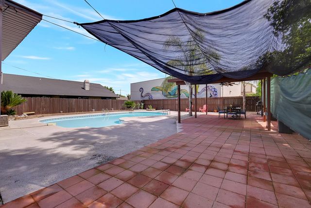 1404 Tradewind Dr, Yuba City, CA 95991