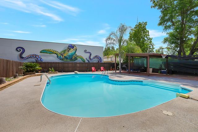 1404 Tradewind Dr, Yuba City, CA 95991