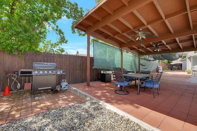 1404 Tradewind Dr, Yuba City, CA 95991