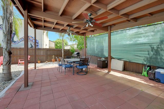 1404 Tradewind Dr, Yuba City, CA 95991