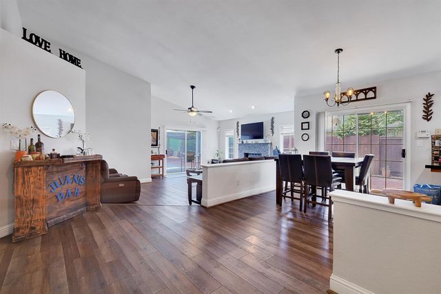 1404 Tradewind Dr, Yuba City, CA 95991