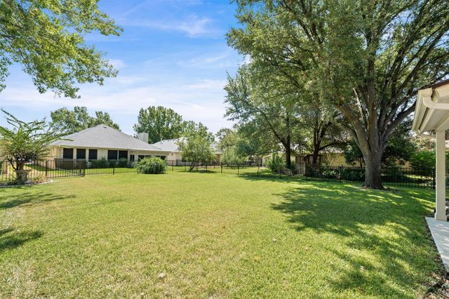 103 Village DR, Georgetown, TX 78628