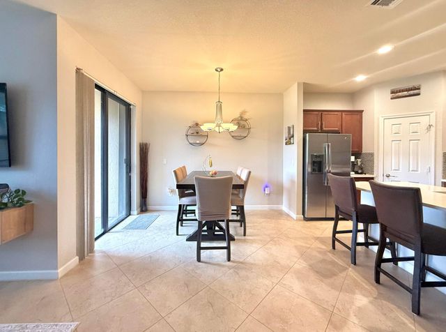 10361 WELLINGTON PARC Drive, Wellington, FL 33449