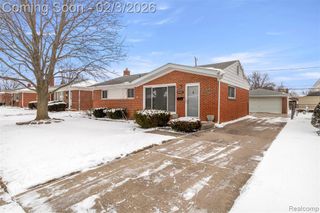 8512 Norborne Avenue, Dearborn Heights, MI 48127