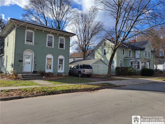 38 White Street, Pomfret, NY 14063