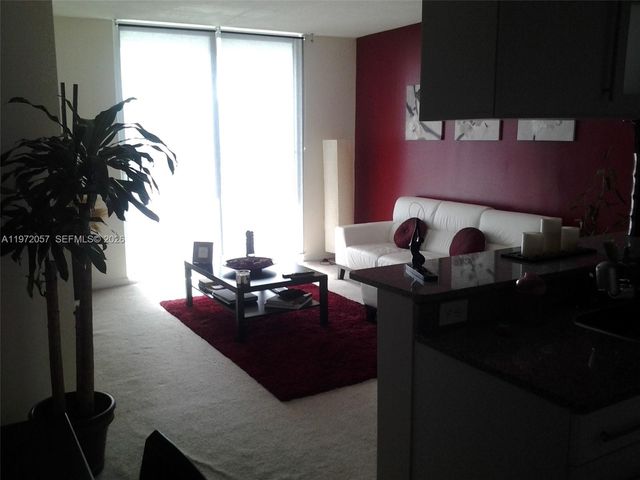 275 NE 18th St 1806, Miami, FL 33132