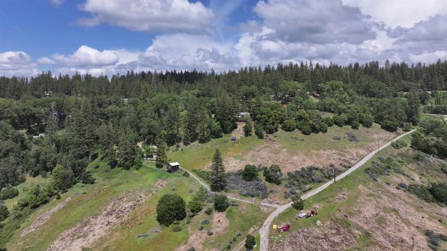 4850 Eight Mile Rd, Camino, CA 95709