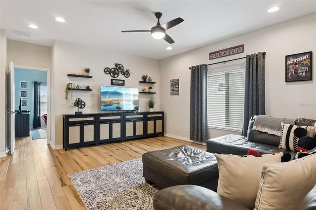 420 PARK LAKE DRIVE, Winter Springs, FL 32708