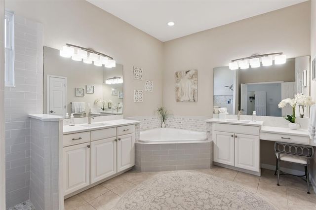 420 PARK LAKE DRIVE, Winter Springs, FL 32708