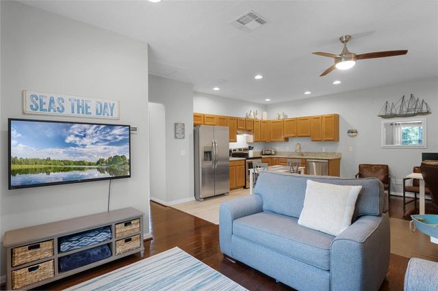 420 PARK LAKE DRIVE, Winter Springs, FL 32708