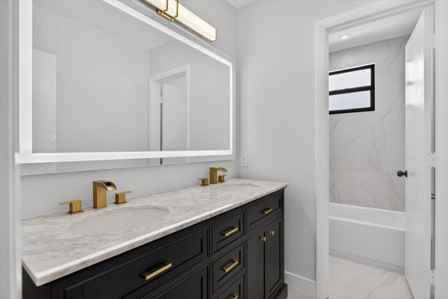 173 Cameron Drive, Weston, FL 33326