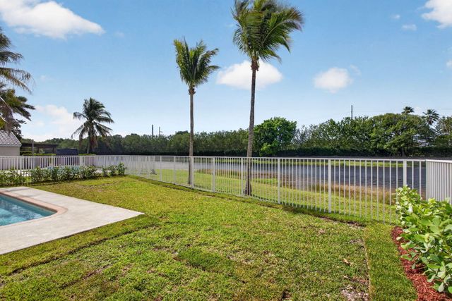 173 Cameron Drive, Weston, FL 33326