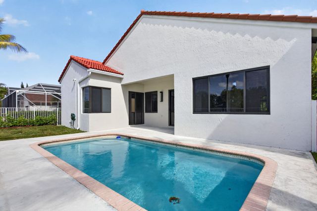 173 Cameron Drive, Weston, FL 33326