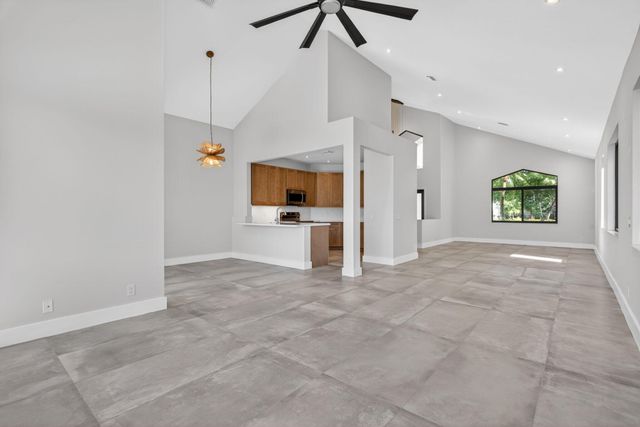 173 Cameron Drive, Weston, FL 33326