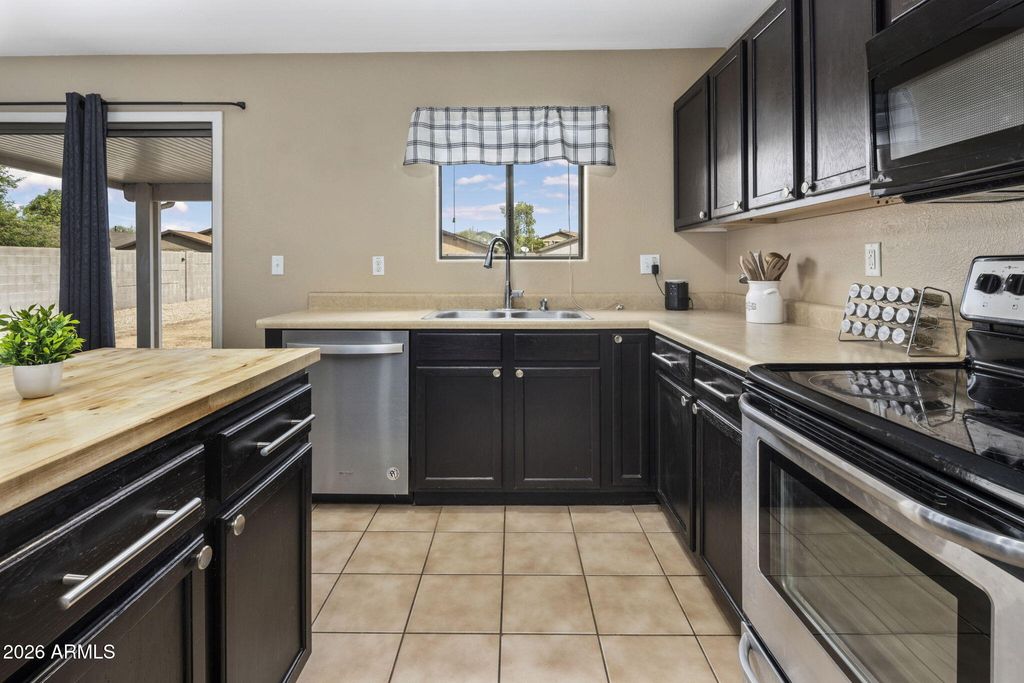 1770 E DENIM Trail, San Tan Valley, AZ 85143 — photo 5
