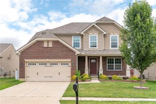 8041 Bushclover Drive, Tipp City, OH 45371